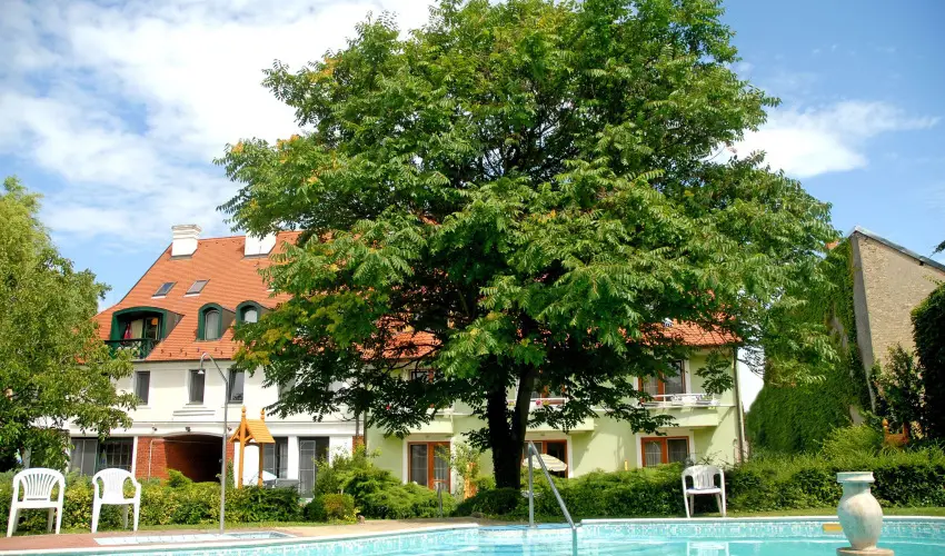 Abbzia Club Hotel Kk Keszthely - Kedvezmnyes r reggelivel, teljes elrefizetssel (1 jtl)