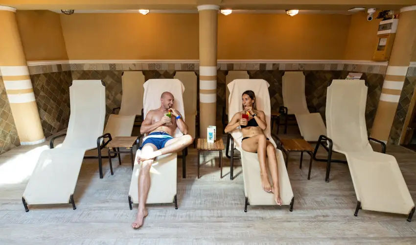 Alfa Hotel Miskolctapolca - Nyugdíjas kedvezményes árak reggelis ellátással (1 éjtől)