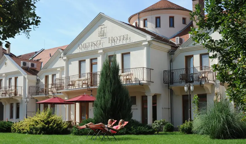 Ametiszt Hotel Harkány - Selfness Harkányban, fürdőbelépővel (min. 10 éj)