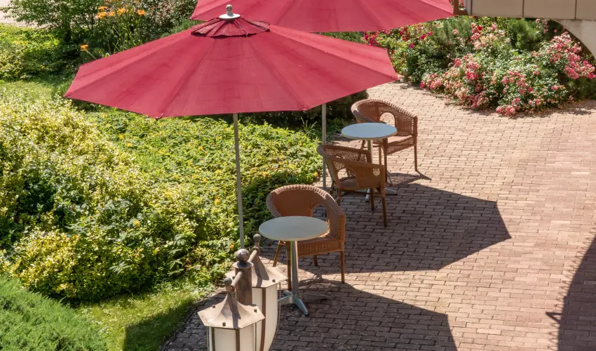 Ametiszt Hotel Hark�ny - D�li naps�t�s Hark�nyban 3=4