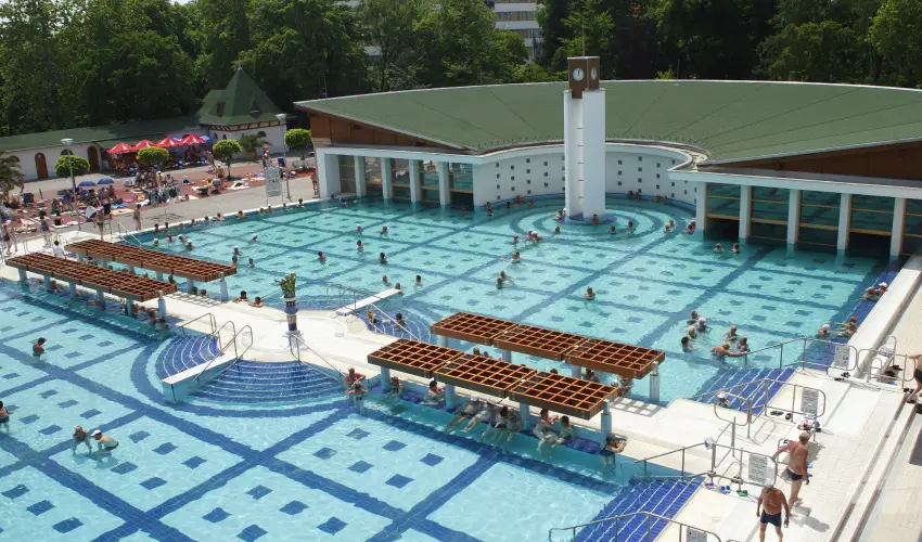 Ametiszt Hotel Hark�ny - D�li naps�t�s Hark�nyban 3=4