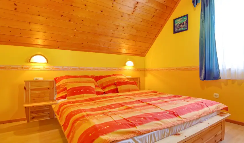 Andrea Villa H�v�z - Tavaszi kikapcsol�d�s (min. 3 �j)