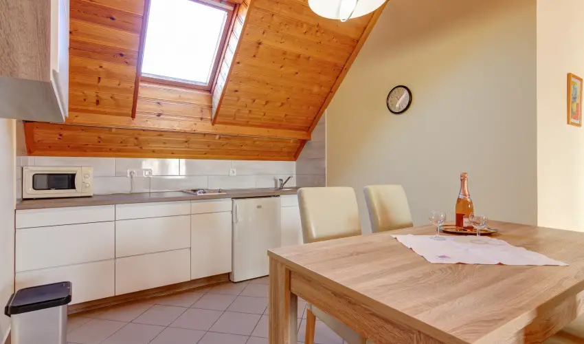 Andrea Villa H�v�z - Tavaszi kikapcsol�d�s (min. 3 �j)