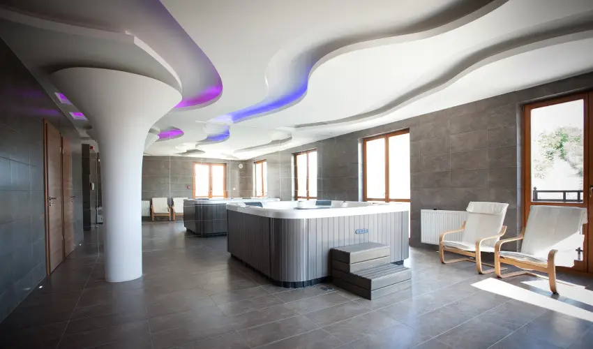 Angyal Borszat Rtka - All Inclusive Tokaj Hegyaljai Diszntoros Htvgk (min. 2 j)