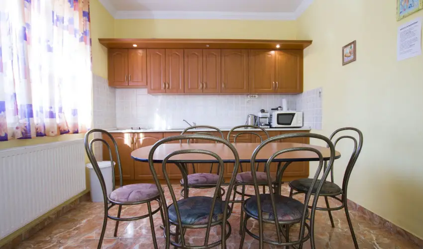 Anna Vendégház Hajdúszoboszló - Nyugdíjas kedvezményes árak (1 éjtől)