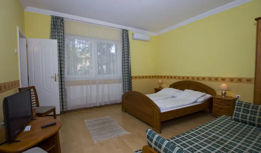 Anna Vendégház Hajdúszoboszló - Nyugdíjas kedvezményes árak (1 éjtől)