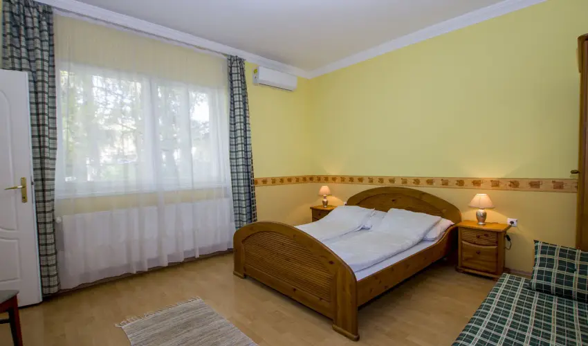 Anna Vendégház Hajdúszoboszló - Nyugdíjas kedvezményes árak (1 éjtől)