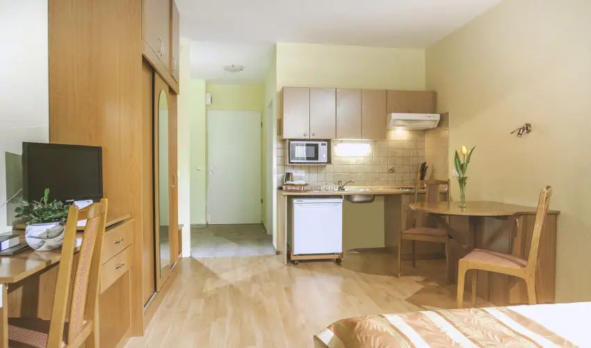 Apartman Hotel Bk, Bkfrd - Nyugdjas kedvezmnyes rak flpanzis elltssal (1 jtl)