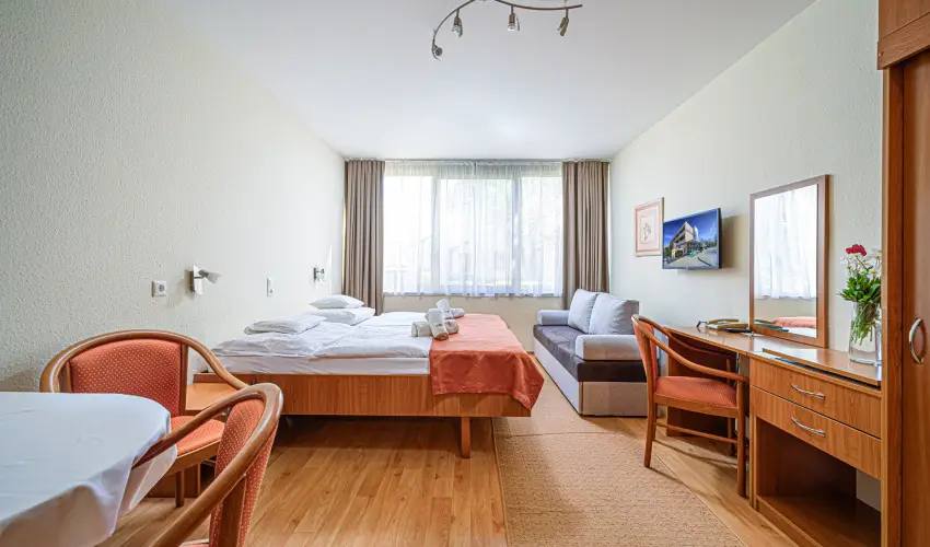 Apartman Hotel Bk, Bkfrd - Nyugdjas kedvezmnyes rak flpanzis elltssal (1 jtl)