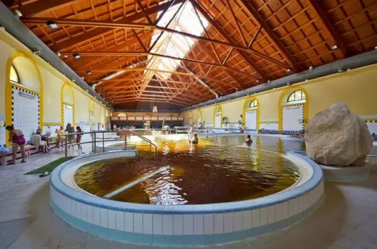 Aqua Hotel - Vrfrd csomag (min. 2 j)