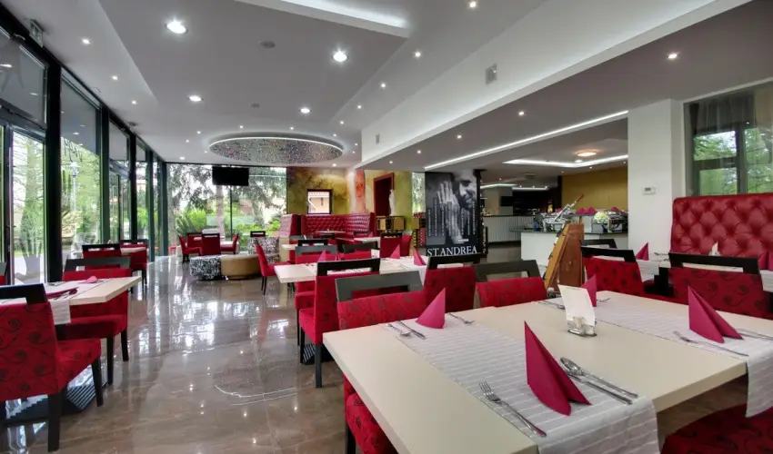 Aqua Hotel Gyula - AquaPalota csomag (min. 2 j)