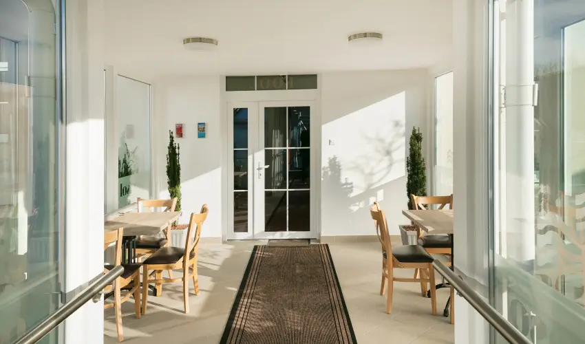 Aquasol Resort Mosonmagyarvr - Nyugdjas kedvezmnyes r reggelivel, frdbelpvel (1 jtl)