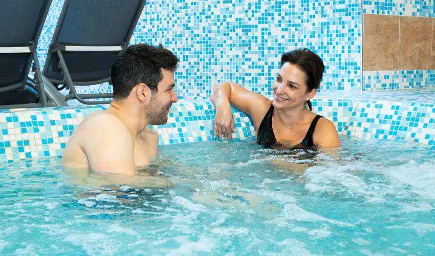 Aranyhomok Hotel Business & Relax Kecskem�t - El�refizet�si kedvezm�ny f�lpanzi�s ell�t�ssal (1 �jt�l)