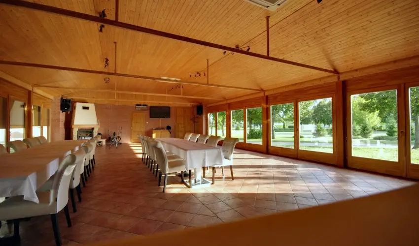 Arcanum Hotel Bkscsaba - Tavaszi breds (min. 2 j)