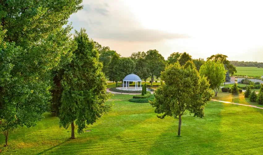 Arcanum Hotel Bkscsaba - Tavaszi breds (min. 2 j)