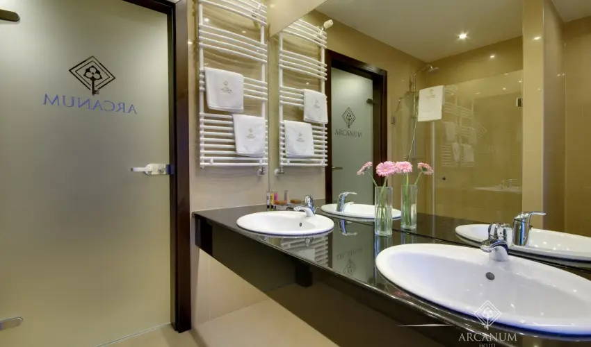 Arcanum Hotel Bkscsaba - Tavaszi breds (min. 2 j)