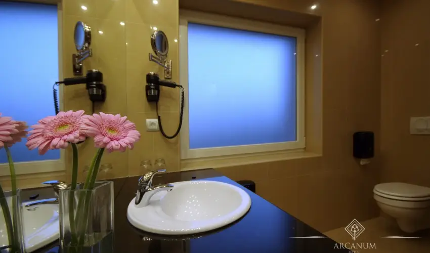 Arcanum Hotel Bkscsaba - Tavaszi breds (min. 2 j)