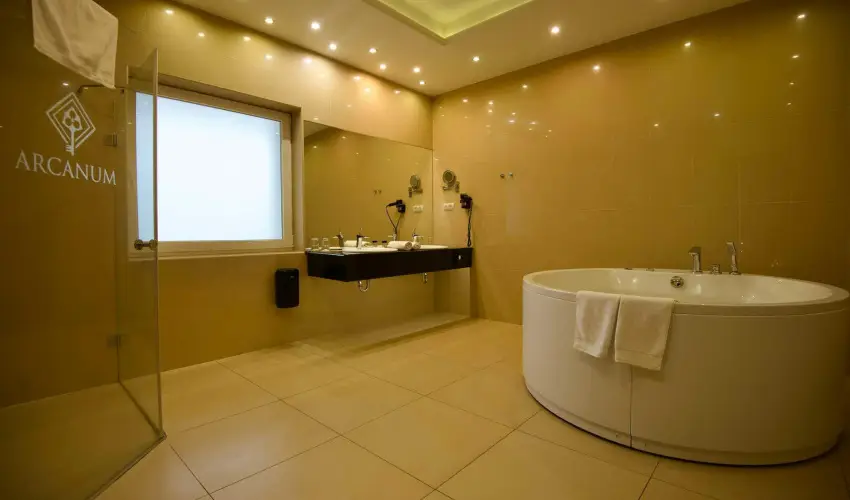 Arcanum Hotel B�k�scsaba - B�k�scsabai kikapcsol�d�s (min. 2 �j)