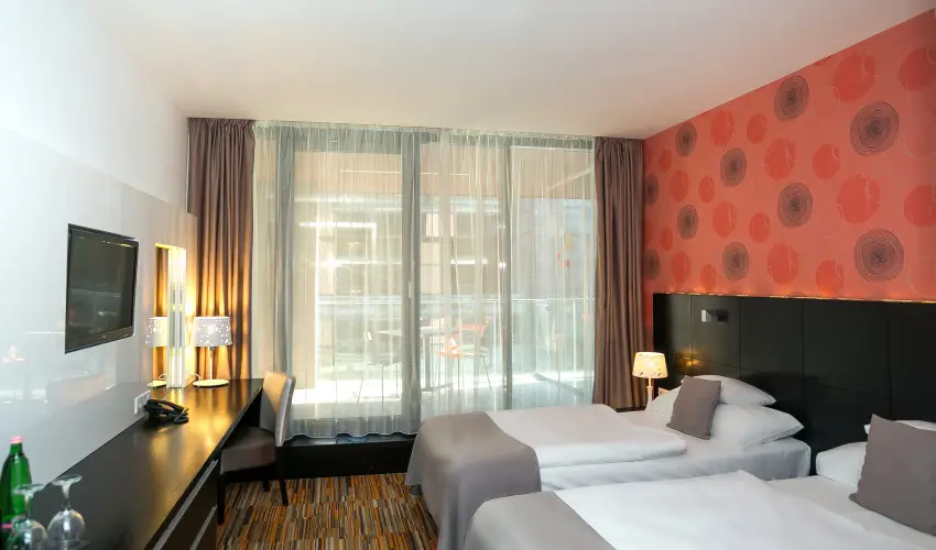 Art Hotel Szeged Szeged - El�refizet�si kedvezm�ny (1 �jt�l)