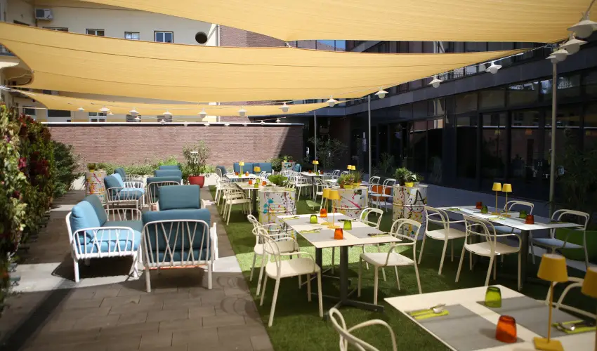 Art Hotel Szeged Szeged - El�refizet�si kedvezm�ny (1 �jt�l)