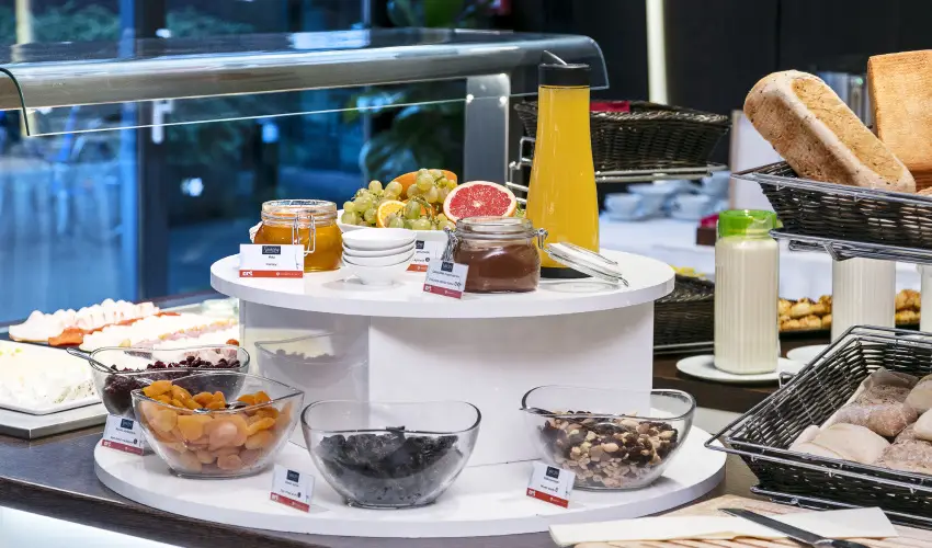 Art Hotel Szeged Szeged - El�refizet�si kedvezm�ny (1 �jt�l)