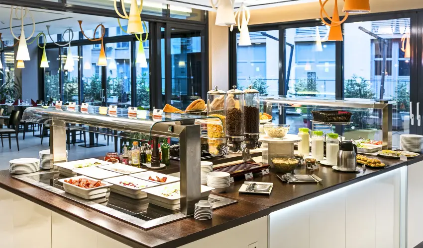 Art Hotel Szeged Szeged - El�refizet�si kedvezm�ny (1 �jt�l)