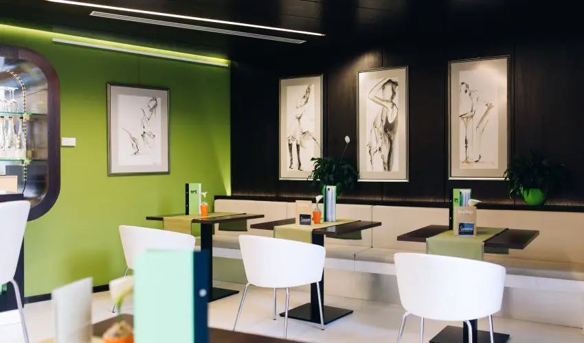 Art Hotel Szeged Szeged - El�refizet�si kedvezm�ny (1 �jt�l)