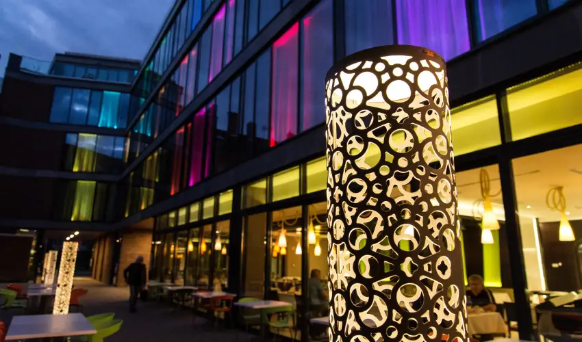 Art Hotel Szeged Szeged - El�refizet�si kedvezm�ny (1 �jt�l)