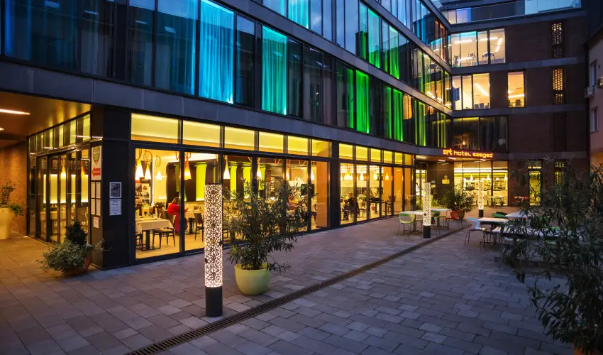 Art Hotel Szeged Szeged - El�refizet�si kedvezm�ny (1 �jt�l)