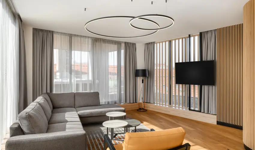 Art Hotel Szeged Szeged - El�refizet�si kedvezm�ny reggelivel (1 �jt�l)