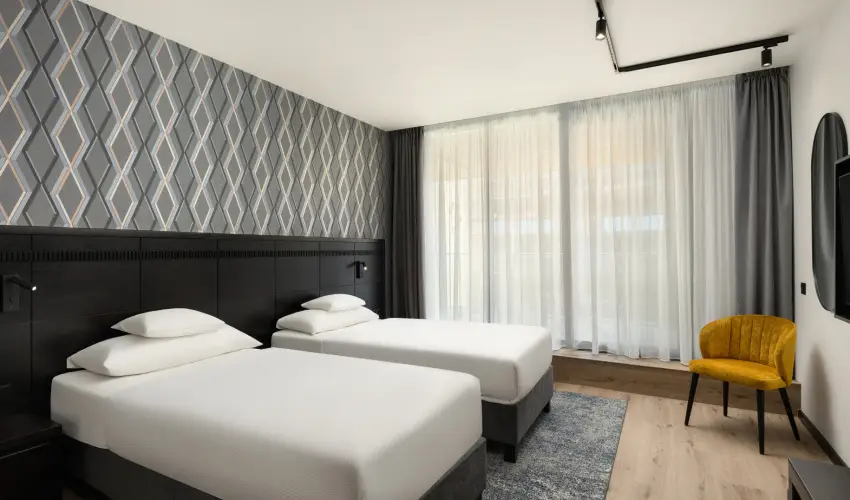 Art Hotel Szeged Szeged - El�refizet�si kedvezm�ny reggelivel (1 �jt�l)