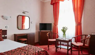 Astoria Hotel �s �tterem Balatonf�red