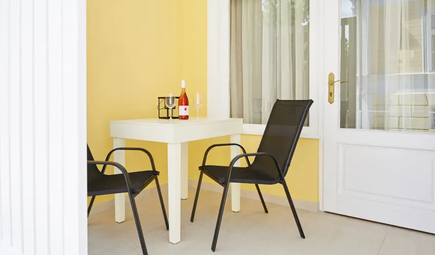 Astoria Hotel �s �tterem Balatonf�red - Nyugd�jas kedvezm�nyes �rak f�lpanzi�s ell�t�ssal (1 �jt�l)