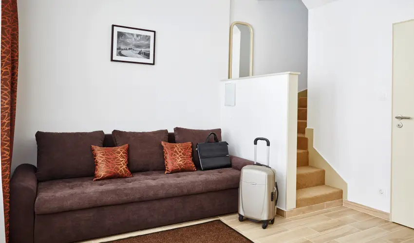 Astoria Hotel �s �tterem Balatonf�red - Nyugd�jas kedvezm�nyes �rak f�lpanzi�s ell�t�ssal (1 �jt�l)