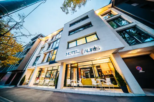 Auris Hotel Szeged - Nyugd�jas kedvezm�nyes �rak (1 �jt�l)