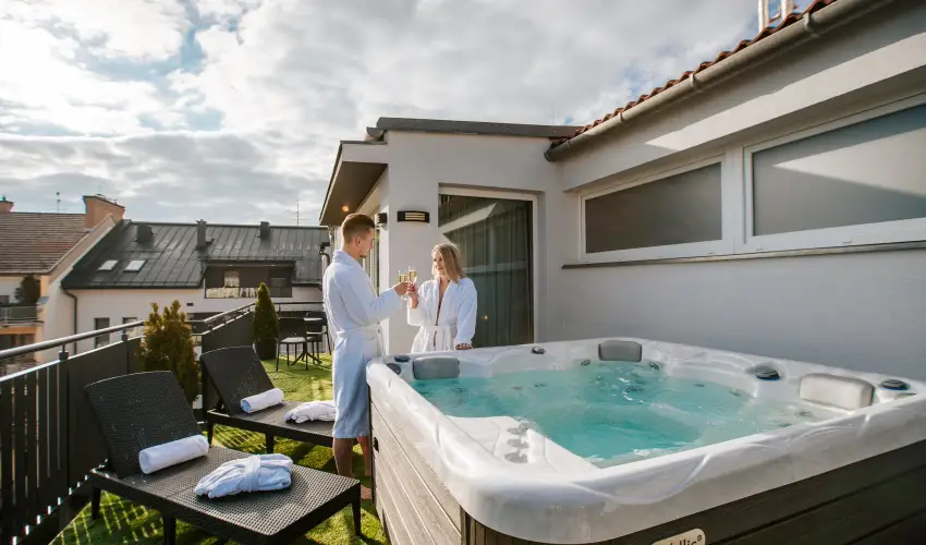 Auris Hotel Szeged Szeged - Nyugd�jas kedvezm�nyes �rak (1 �jt�l)