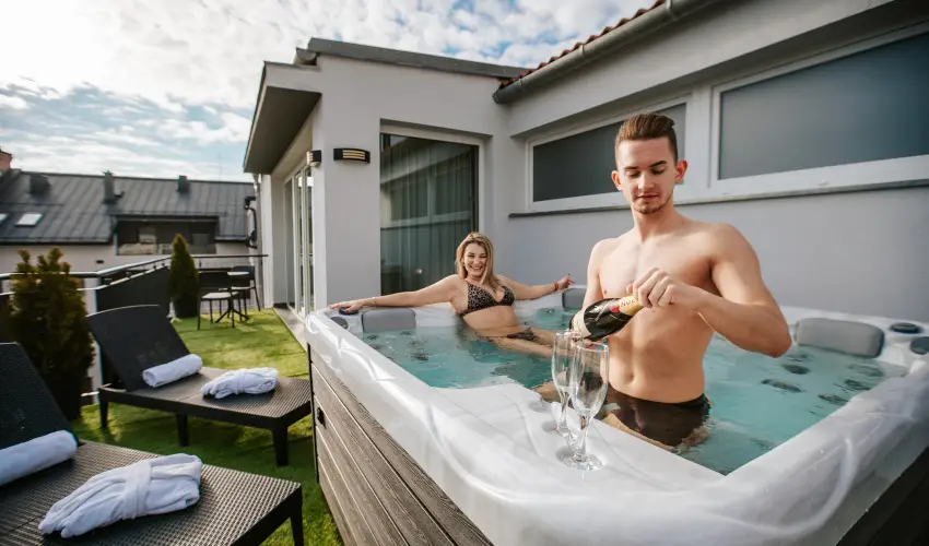 Auris Hotel Szeged Szeged - Nyugd�jas kedvezm�nyes �rak (1 �jt�l)