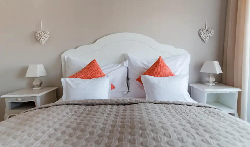 Aurora Vendghz Hvz - Kt jszaks ajnlat