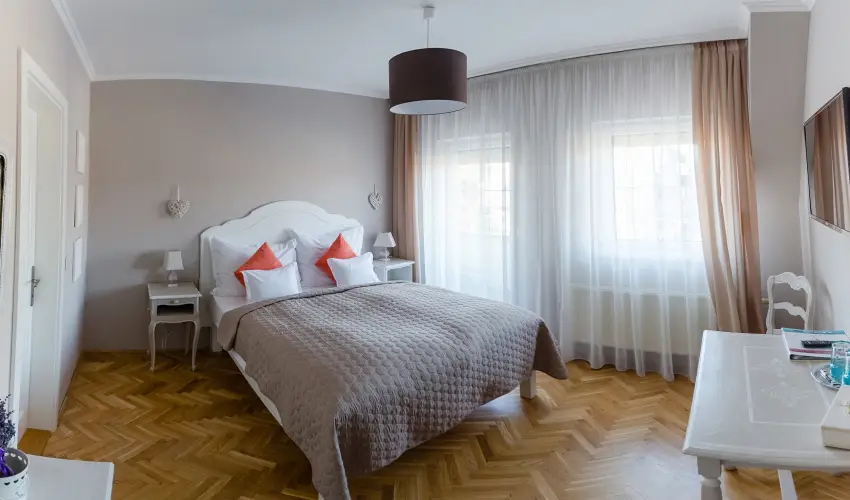 Aurora Vendghz Hvz - Kt jszaks ajnlat