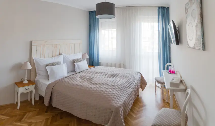 Aurora Vendghz Hvz - Kt jszaks ajnlat