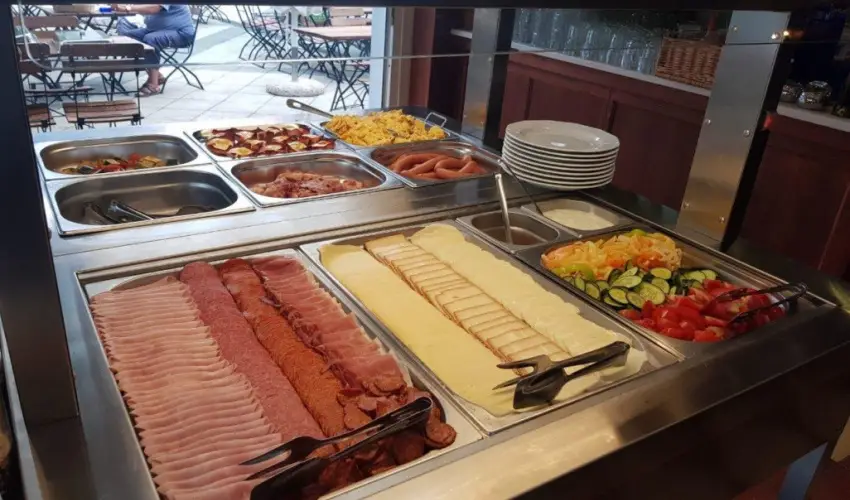 Aurora Vendghz Hvz - Kt jszaks ajnlat