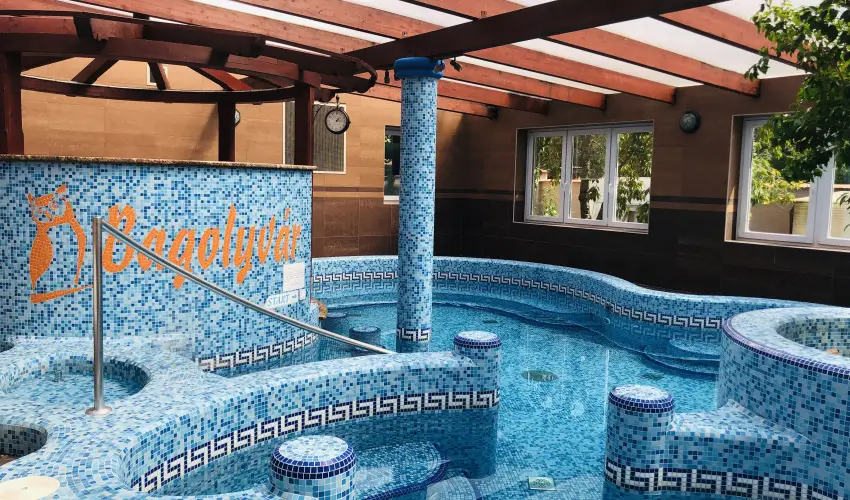 Bagolyvr Inrcs Inrcs - Wellness dls Budapest mellett (1 jtl)