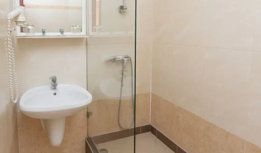 Bagolyvr Inrcs Inrcs - Wellness dls Budapest mellett (1 jtl)