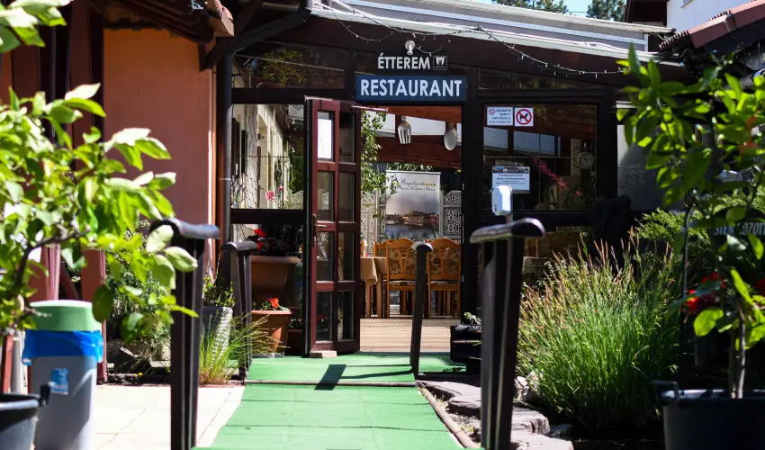 Bagolyvr Inrcs Inrcs - Wellness dls Budapest mellett (1 jtl)