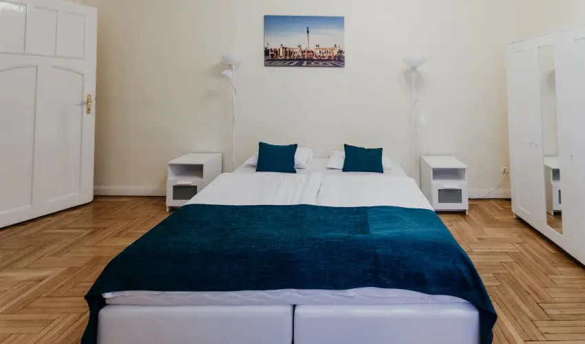 Baross City Hotel Budapest - Nyugdjas kedvezmnyes rak reggelis elltssal