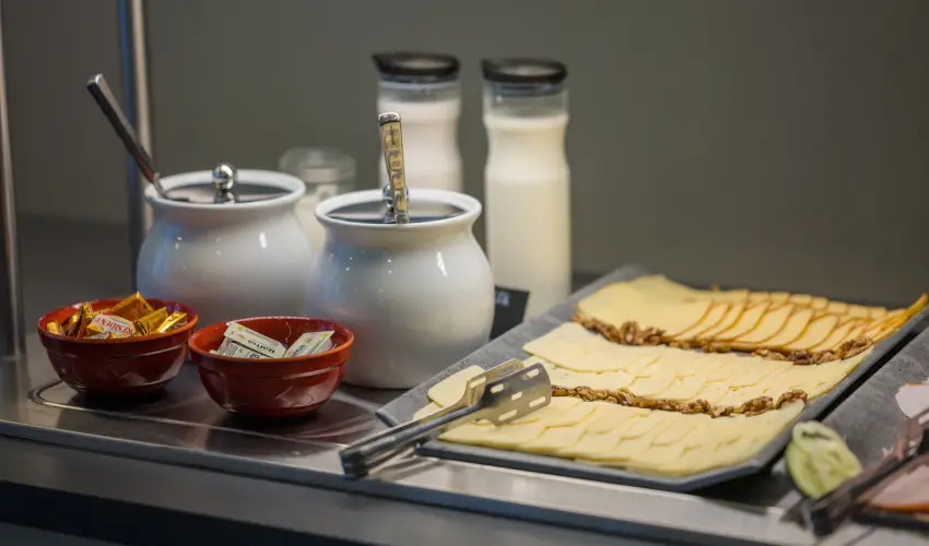 Baross City Hotel Budapest - Nyugdjas kedvezmnyes rak reggelis elltssal