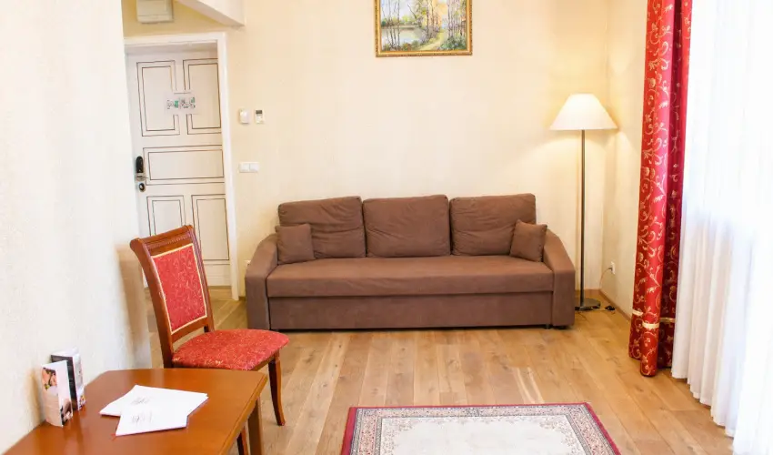 Batthy�ny Kast�lysz�ll� Zalacs�ny - F�lpanzi�s aj�nlat teljes el�refizet�ssel (1 �jt�l)