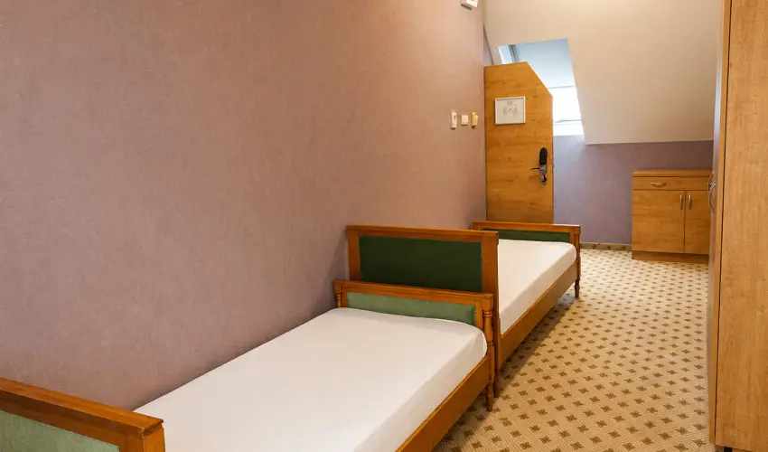 Batthy�ny Kast�lysz�ll� Zalacs�ny - F�lpanzi�s aj�nlat teljes el�refizet�ssel (1 �jt�l)