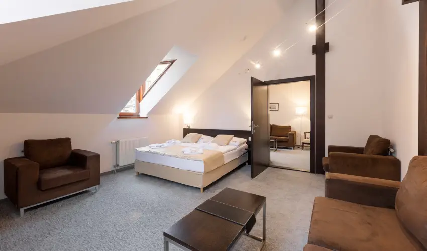 Bazilika alatti Panzi Esztergom - Romantikus Pihens Flpanzival a Hvs vszakokban (min. 2 j)