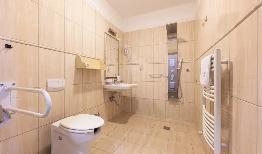 Bazilika alatti Panzi Esztergom - Romantikus Pihens Flpanzival a Hvs vszakokban (min. 2 j)